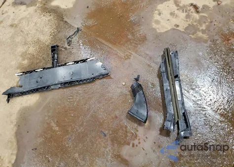 2013 Hyundai Elantra Gls z USA, uszkodzony, nr VIN 5NPDH4AEXDH396796